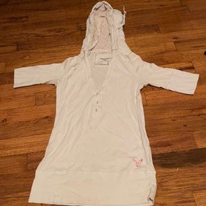 American Eagle hooded white top